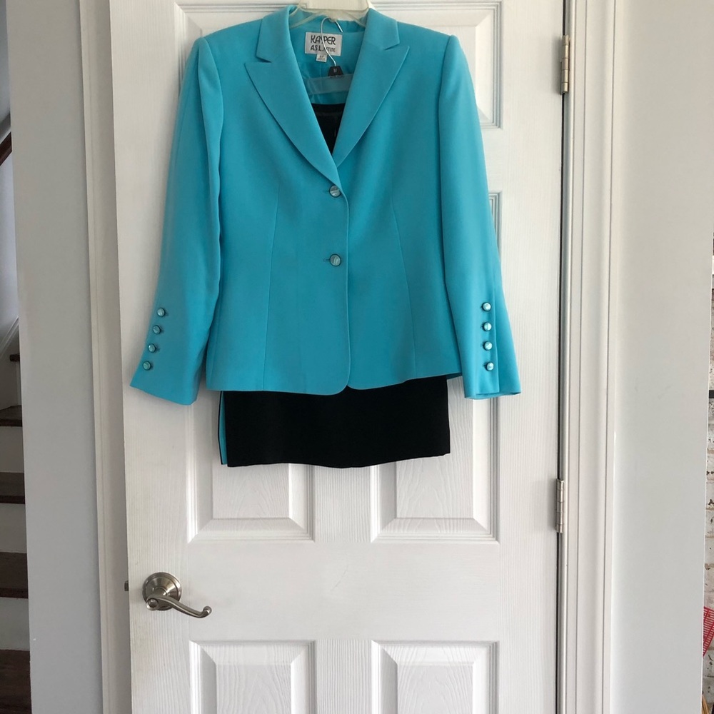 Kasper Petite 2-Piece Black & Blue Suit